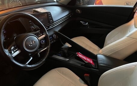 Hyundai Elantra, 2022 год, 1 700 000 рублей, 6 фотография