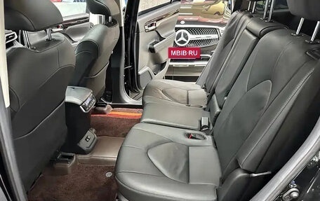 Toyota Highlander, 2024 год, 5 450 000 рублей, 22 фотография