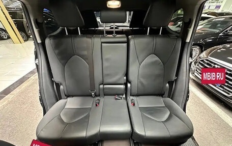 Toyota Highlander, 2024 год, 5 450 000 рублей, 35 фотография