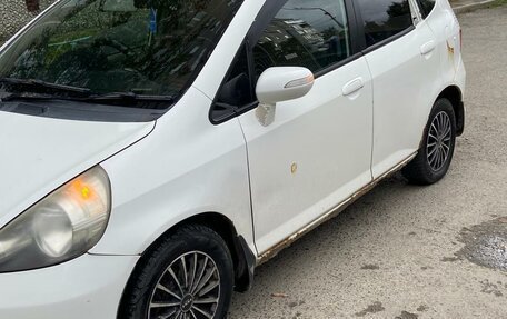 Honda Fit III, 2005 год, 280 000 рублей, 4 фотография