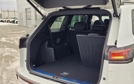 Volkswagen Teramont, 2025 год, 6 800 000 рублей, 19 фотография