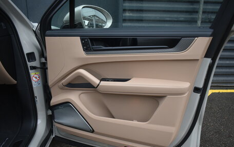 Porsche Cayenne III, 2025 год, 24 999 000 рублей, 19 фотография