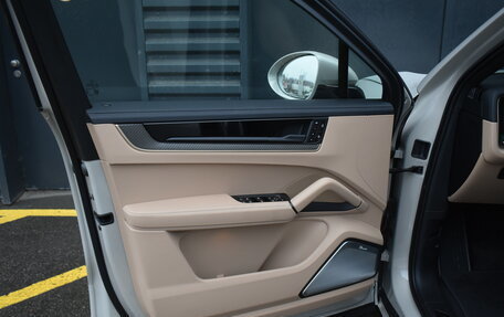 Porsche Cayenne III, 2025 год, 24 999 000 рублей, 25 фотография