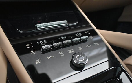 Porsche Cayenne III, 2025 год, 24 999 000 рублей, 33 фотография