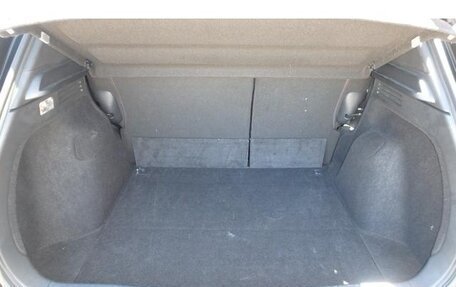 Honda Vezel, 2019 год, 1 520 000 рублей, 10 фотография