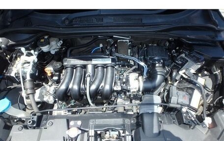 Honda Vezel, 2019 год, 1 520 000 рублей, 9 фотография