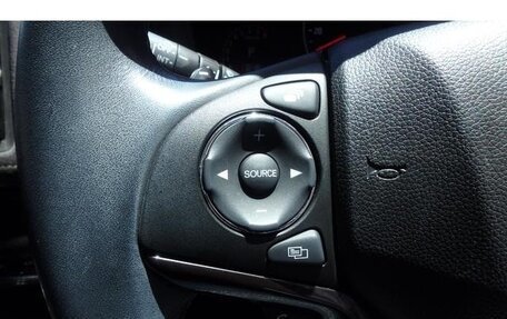 Honda Vezel, 2019 год, 1 520 000 рублей, 26 фотография