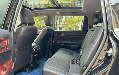 Toyota Highlander III, 2021 год, 5 345 000 рублей, 9 фотография