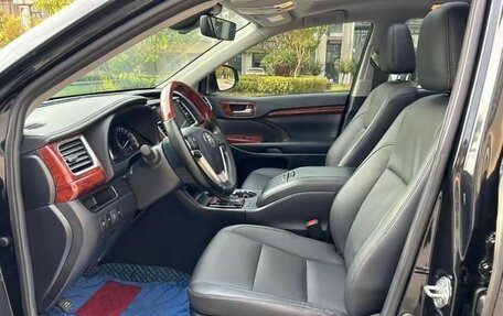 Toyota Highlander III, 2021 год, 5 345 000 рублей, 8 фотография