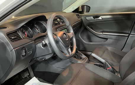 Volkswagen Jetta VI, 2015 год, 1 019 000 рублей, 7 фотография