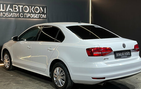 Volkswagen Jetta VI, 2015 год, 1 019 000 рублей, 6 фотография