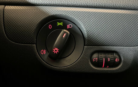 Volkswagen Jetta VI, 2015 год, 1 019 000 рублей, 15 фотография