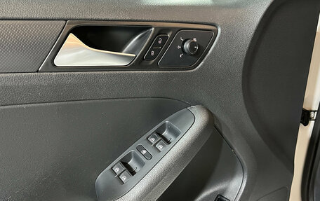 Volkswagen Jetta VI, 2015 год, 1 019 000 рублей, 17 фотография