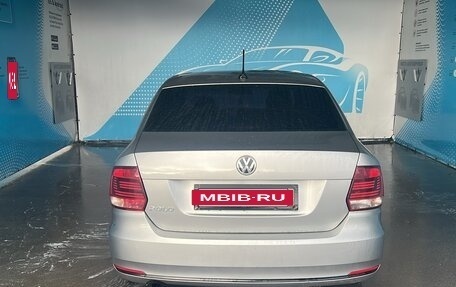 Volkswagen Polo VI (EU Market), 2017 год, 830 000 рублей, 2 фотография