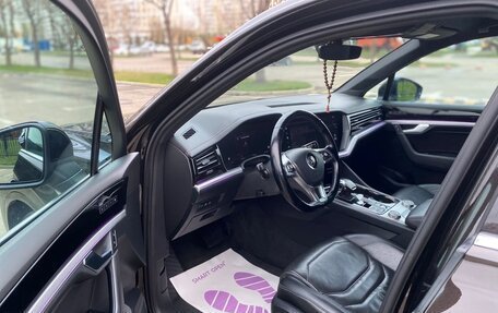 Volkswagen Touareg III, 2018 год, 3 450 000 рублей, 19 фотография