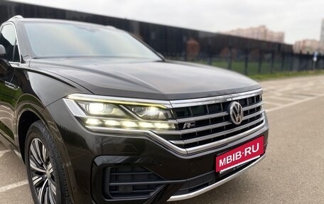 Volkswagen Touareg III, 2018 год, 3 450 000 рублей, 11 фотография