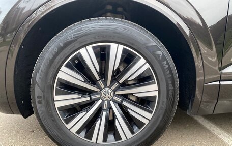 Volkswagen Touareg III, 2018 год, 3 450 000 рублей, 14 фотография