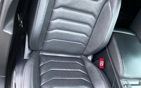 Volkswagen Touareg III, 2018 год, 3 450 000 рублей, 22 фотография