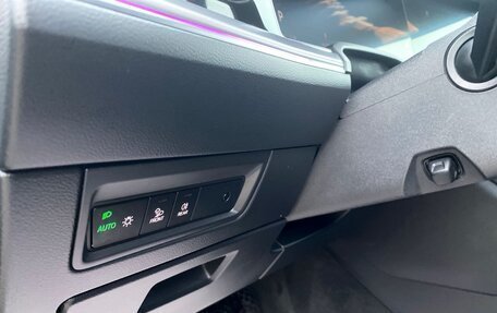 Volkswagen Touareg III, 2018 год, 3 450 000 рублей, 30 фотография