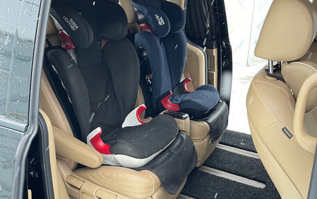 KIA Carnival III, 2018 год, 3 300 000 рублей, 8 фотография