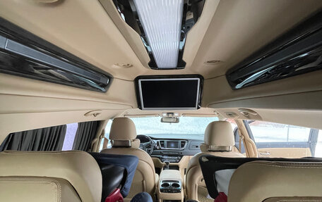 KIA Carnival III, 2018 год, 3 300 000 рублей, 14 фотография