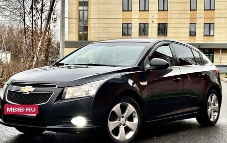 Chevrolet Cruze II, 2012 год, 630 000 рублей, 3 фотография