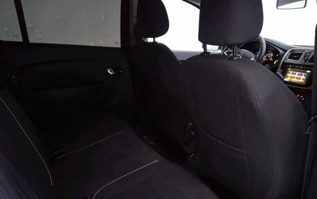 Renault Logan II, 2019 год, 1 150 000 рублей, 11 фотография