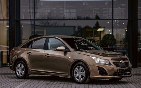 Chevrolet Cruze II, 2013 год, 895 000 рублей, 3 фотография