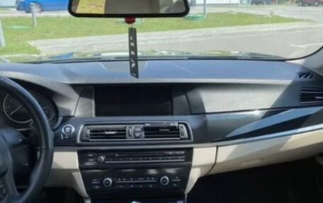 BMW 5 серия, 2010 год, 1 350 000 рублей, 11 фотография