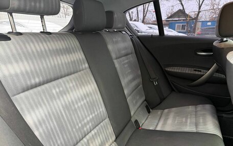 BMW 1 серия, 2006 год, 770 000 рублей, 27 фотография