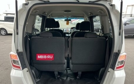 Honda Freed I, 2013 год, 1 229 000 рублей, 19 фотография