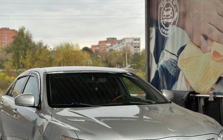 Toyota Camry, 2011 год, 1 050 000 рублей, 2 фотография