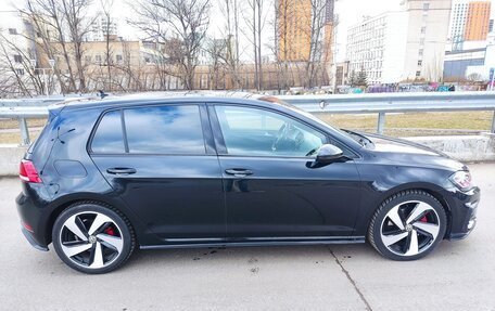 Volkswagen Golf GTI VII, 2018 год, 2 250 000 рублей, 4 фотография