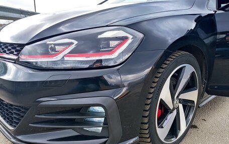 Volkswagen Golf GTI VII, 2018 год, 2 250 000 рублей, 8 фотография