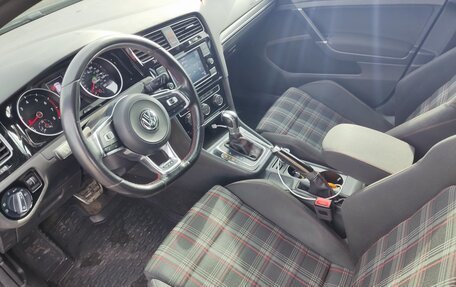 Volkswagen Golf GTI VII, 2018 год, 2 250 000 рублей, 10 фотография