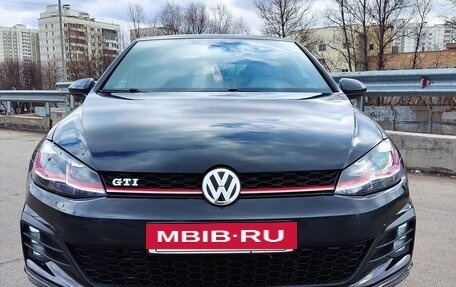 Volkswagen Golf GTI VII, 2018 год, 2 250 000 рублей, 2 фотография