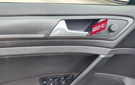 Volkswagen Golf GTI VII, 2018 год, 2 250 000 рублей, 13 фотография