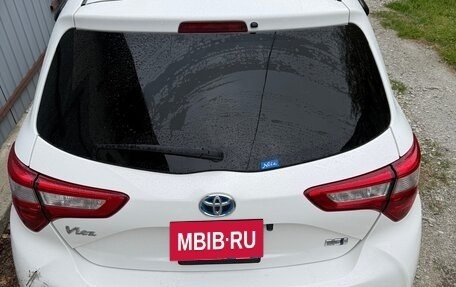 Toyota Vitz, 2019 год, 1 560 000 рублей, 5 фотография