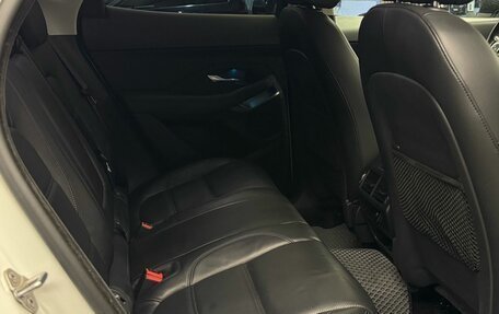 Jaguar E-Pace, 2018 год, 2 950 000 рублей, 27 фотография