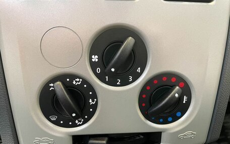 Renault Logan I, 2009 год, 327 000 рублей, 11 фотография