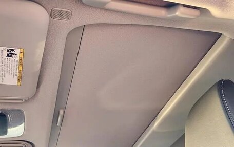 Toyota Prius IV XW50, 2025 год, 4 700 000 рублей, 18 фотография