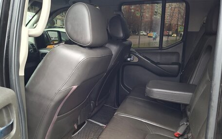 Nissan Navara (Frontier), 2008 год, 978 000 рублей, 9 фотография