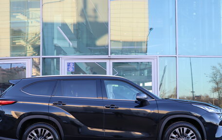 Toyota Highlander, 2025 год, 6 200 000 рублей, 4 фотография