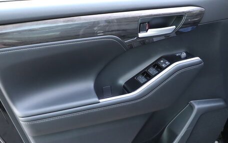 Toyota Highlander, 2025 год, 6 200 000 рублей, 24 фотография