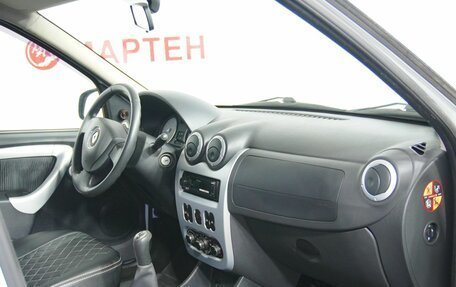 Renault Logan I, 2013 год, 645 000 рублей, 10 фотография