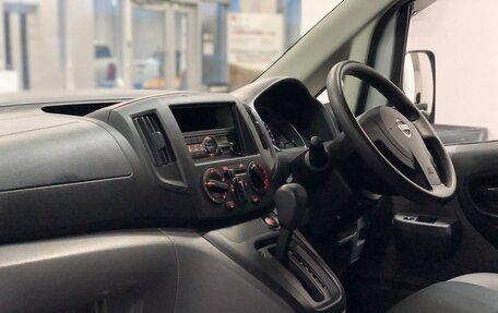 Nissan NV200, 2018 год, 1 650 000 рублей, 8 фотография