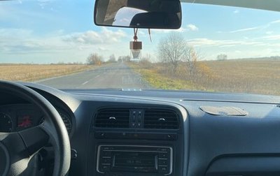 Volkswagen Polo VI (EU Market), 2013 год, 750 000 рублей, 1 фотография