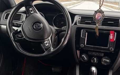 Volkswagen Jetta VI, 2015 год, 1 200 000 рублей, 7 фотография