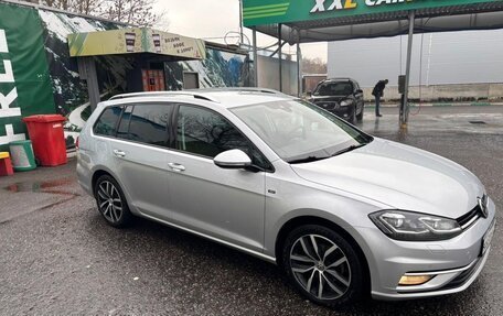 Volkswagen Golf VII, 2019 год, 1 570 000 рублей, 4 фотография