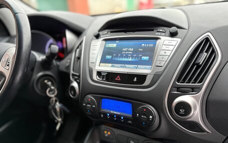 Hyundai ix35 I рестайлинг, 2013 год, 1 370 000 рублей, 24 фотография